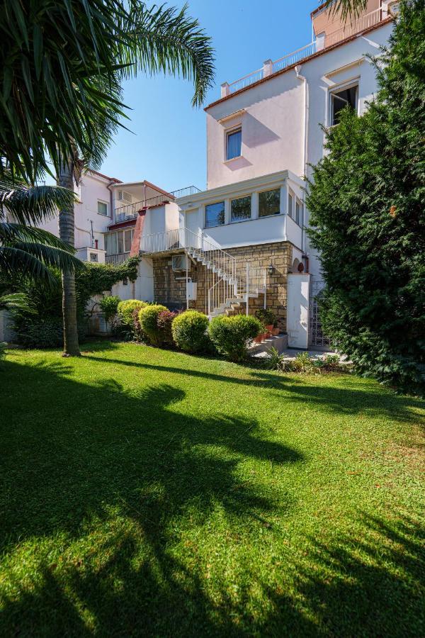 Mary'S Guest House Vico Equense Exterior photo